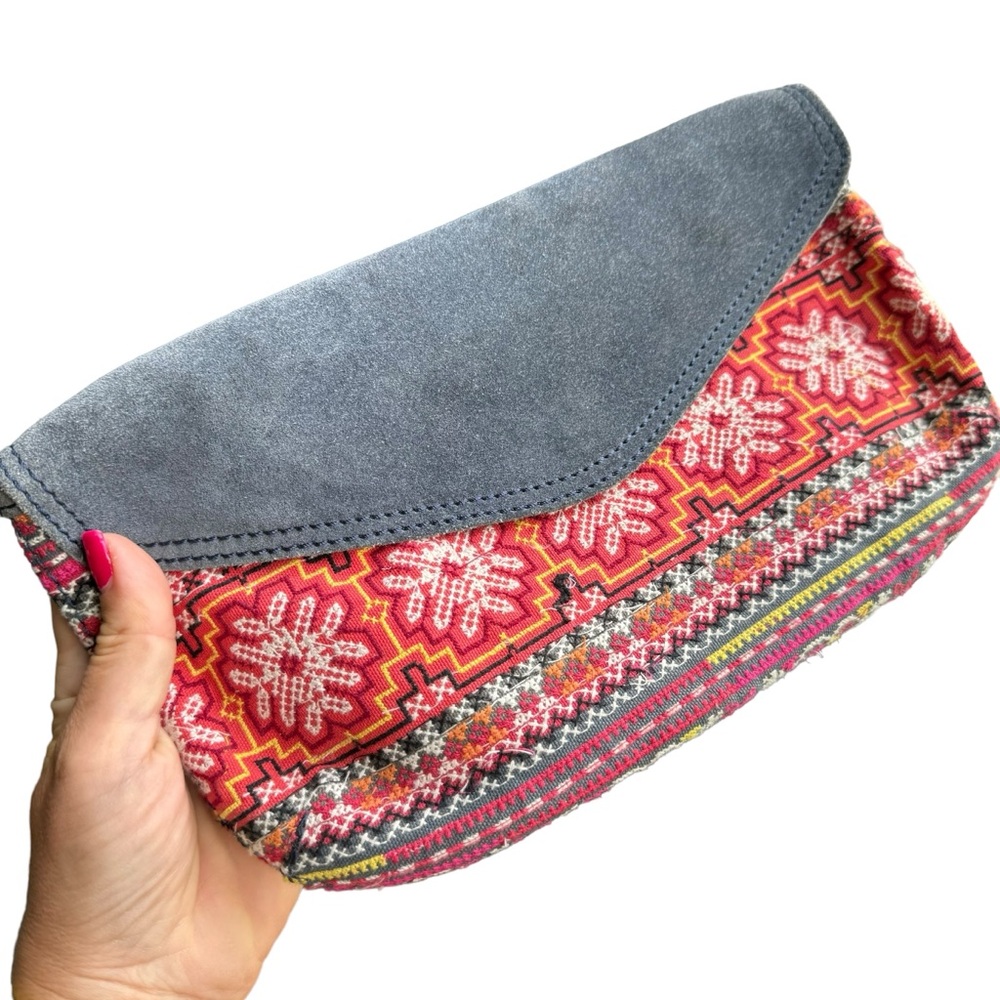 Lucky Brand Embroidered Floral and Suede Clutch Bag Boho Colorful Southwestern - Picture 3 of 7